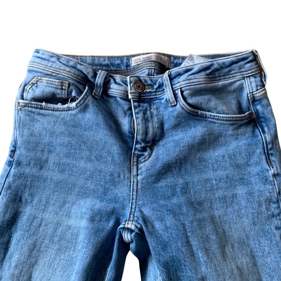 Zara Shredded Hem Skinny Jean Size 6 - Picture 6 of 9